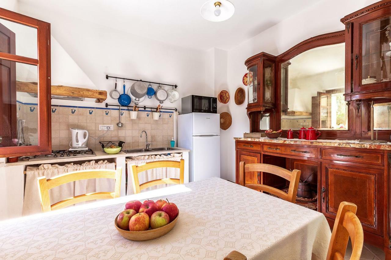 Domu Ala - Bynos Homes Baunei Luaran gambar